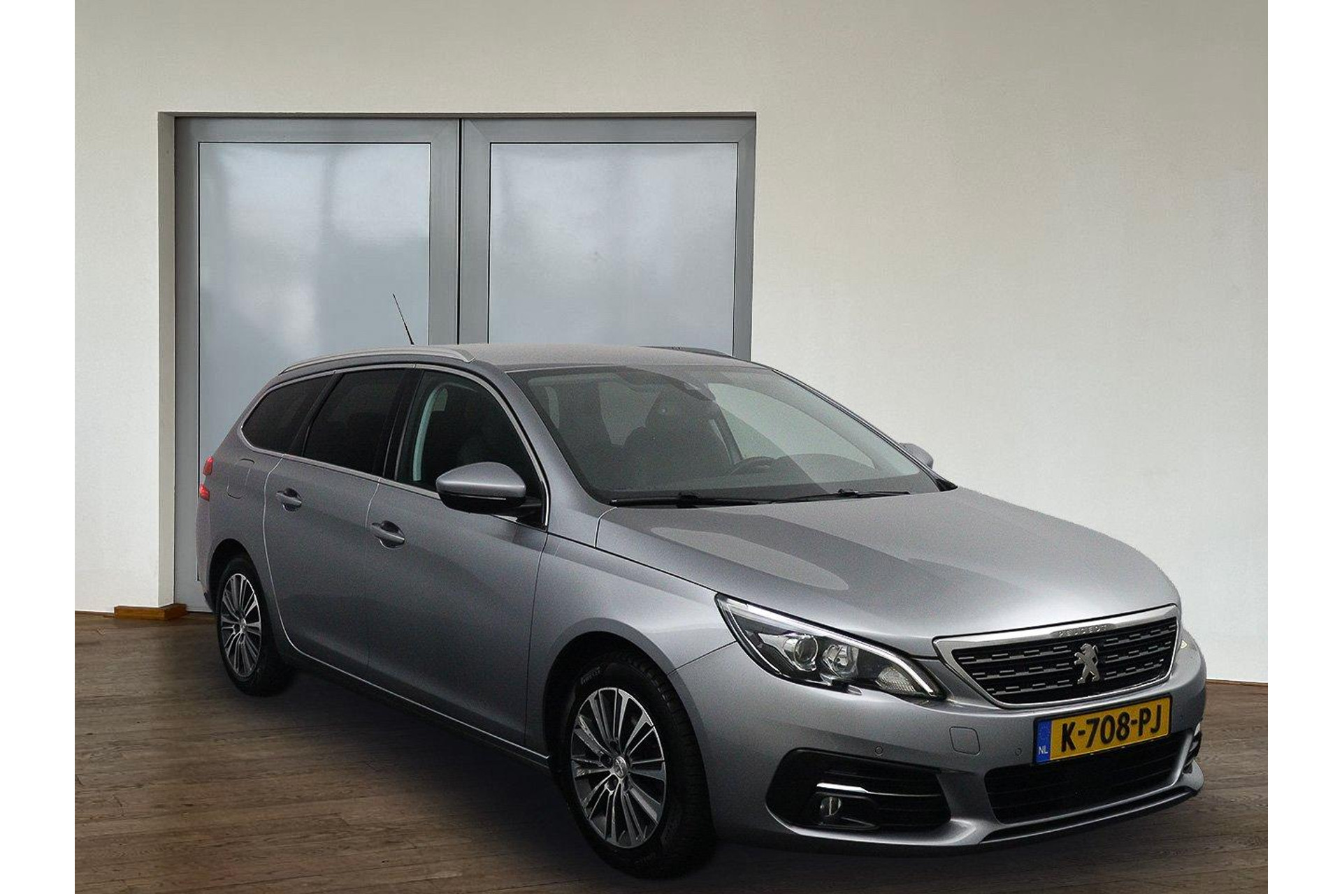 Peugeot 308 SW 1.2 Allure*ECC*ACC*NAVI*CAM*CARPLAY*